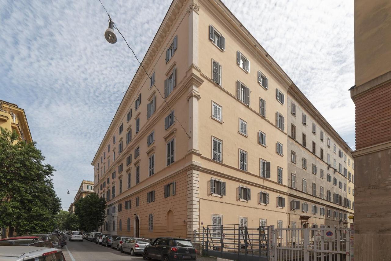 Rione Prati Elegant Apartment With Balcony Рим Экстерьер фото
