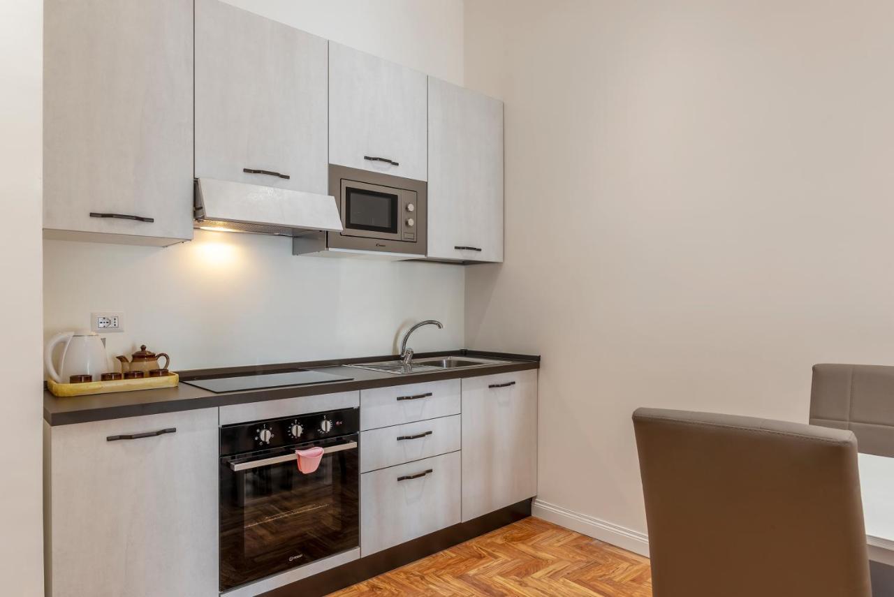 Rione Prati Elegant Apartment With Balcony Рим Экстерьер фото